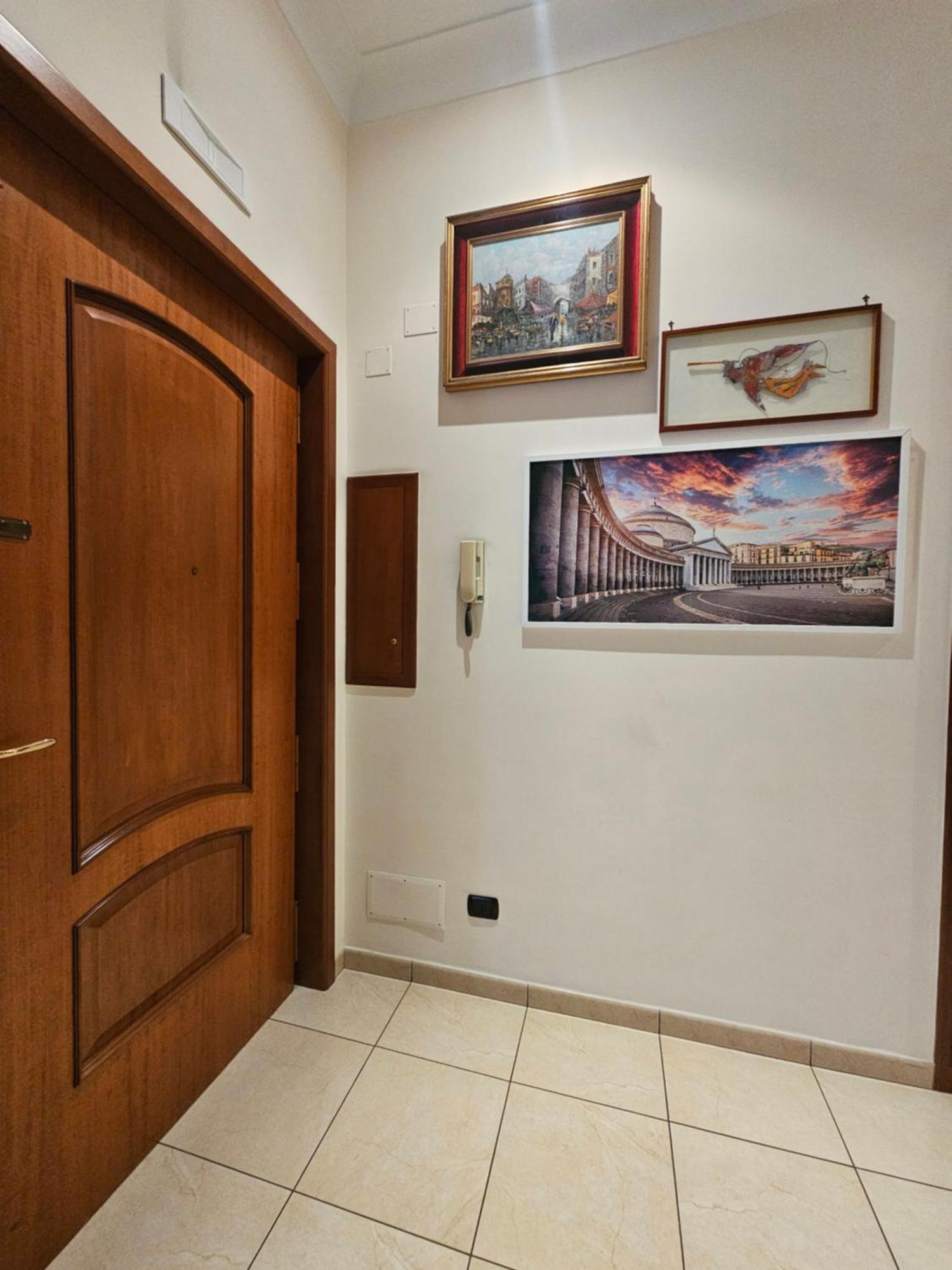 Vomero Inn Неаполь Экстерьер фото